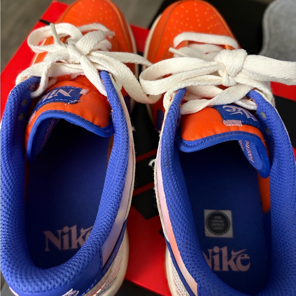 Nike Kids Orange and Pink Sneakers with White Accents - Picture 4 of 6